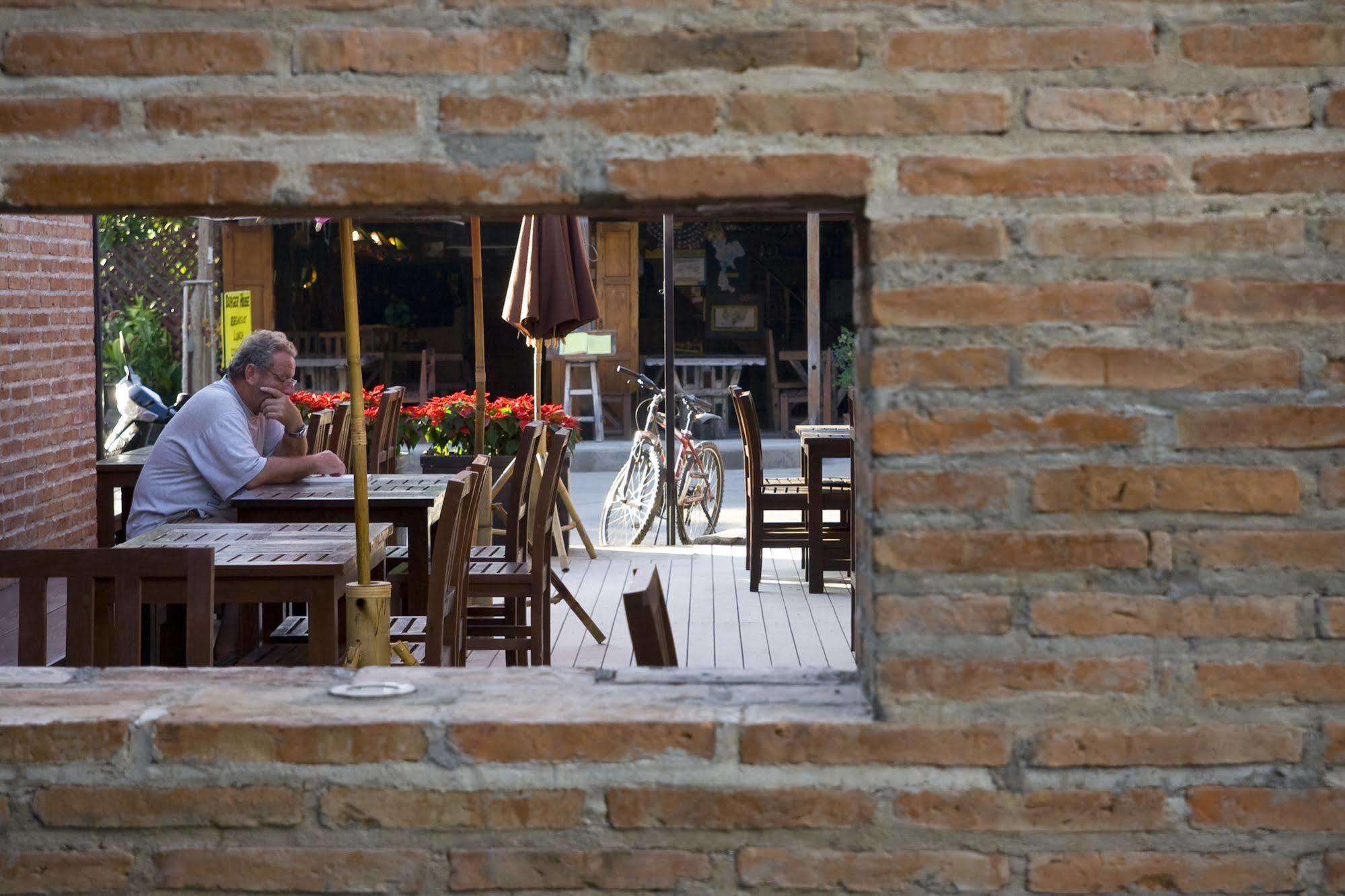Lilu Pai Hotel Kültér fotó
