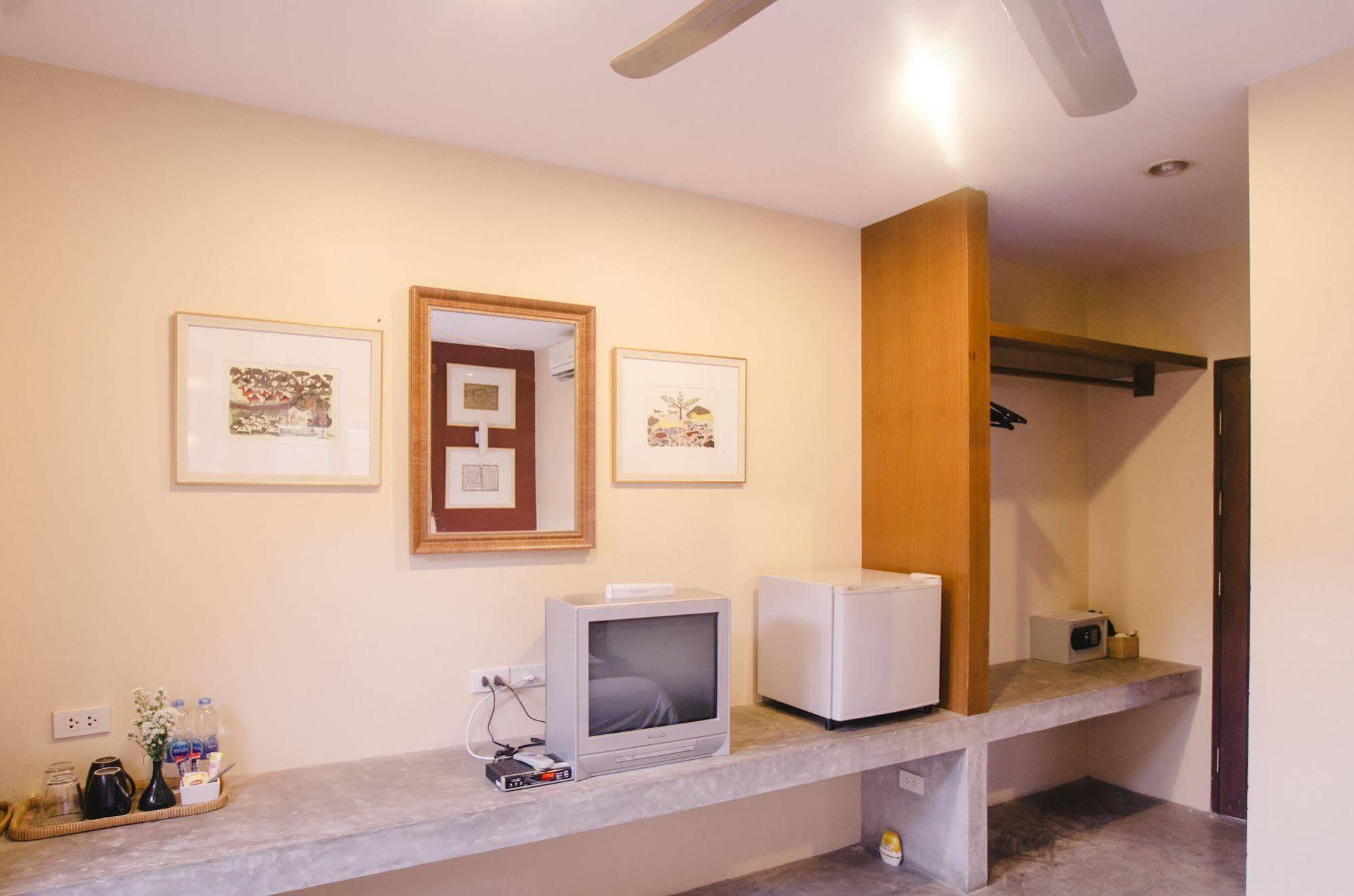 Lilu Pai Hotel Kültér fotó
